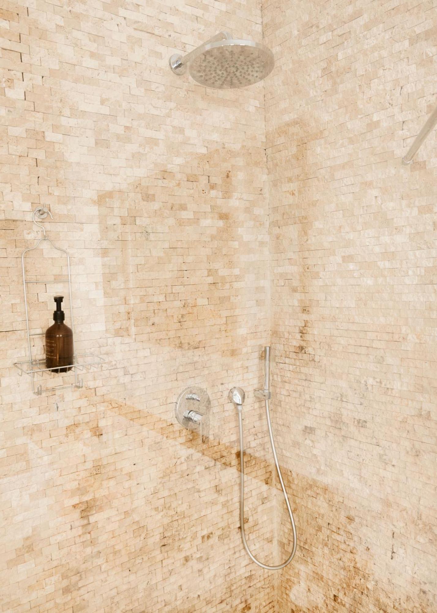 Wellness Retreat With Sauna & Jacuzzi - 1 Min To Opera Budapest Ngoại thất bức ảnh