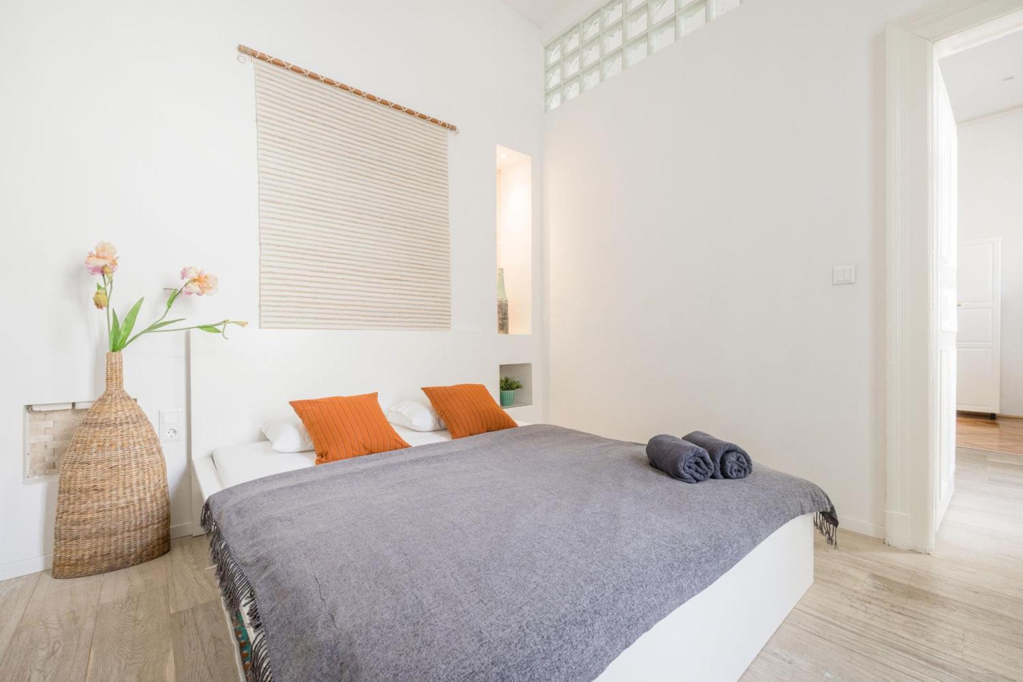 Wellness Retreat With Sauna & Jacuzzi - 1 Min To Opera Budapest Ngoại thất bức ảnh